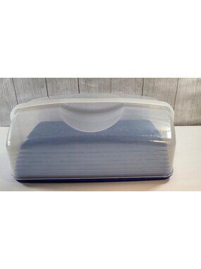 TUPPERWARE BAKE AND TAKE CUPCAKE CAKE TAKER CARRIER BLUE RECTANGULAR